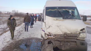 Серьезное ДТП в Пронском районе: столкнулись рейсовая маршрутка и иномарка