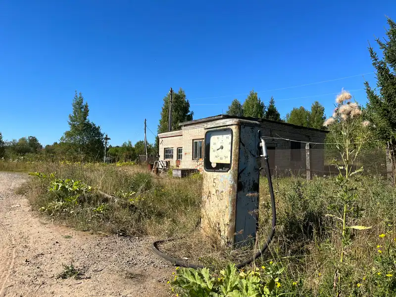 Месяц на «Лукойле», месяц на «Роснефти». Объясняю, какое топливо лучше для моей иномарки