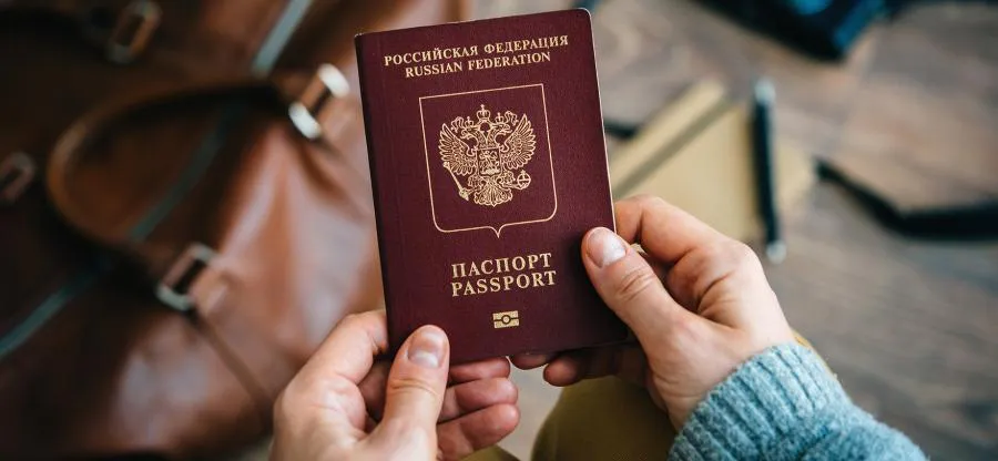 Загранпаспорта резко подорожали