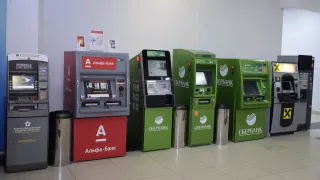 Сбер сокращает банкоматы в ТЦ и отделениях: россиянам объяснили причину масштабного демонтажа