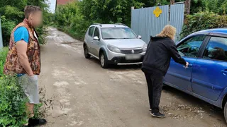 В Магнитогорске в садовом товариществе пьяный водитель спровоцировал ДТП, а потом устроил потасовку