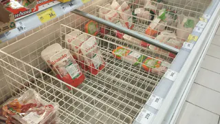 В Брянске задержали мужчину за кражу форели из магазина