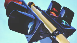 Мэрия Рязани скорректирует работу светофоров на Чкалова из-за жалоб на пробки