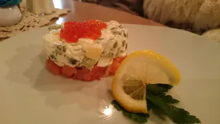 Россиянам советуют не готовить салаты к новогоднему столу заранее