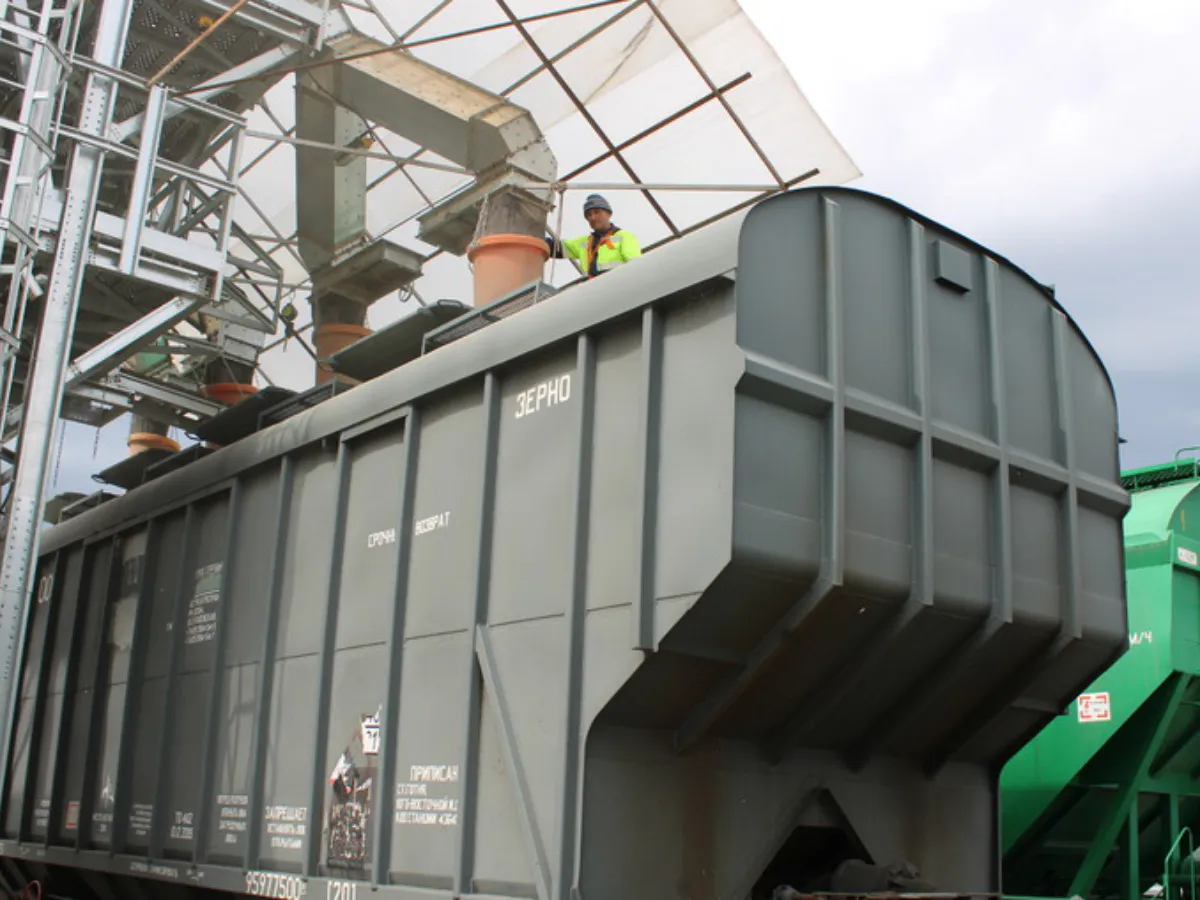 Лен из Нижнекамска прошел жесткую проверку и отправлен в Китай