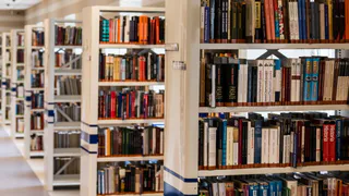 Именно эти советские книги стоят до 5 млн рублей - загляните на свои полки с книгами