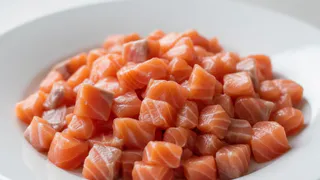 Рыбу в магазине больше не покупаю, солю по этому рецепту много лет и довольна: в сто раз вкуснее магазинной