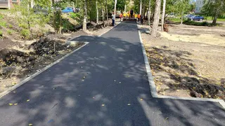 Олег Денисов рассказал о строительстве сквера на улице Ново-Казанской