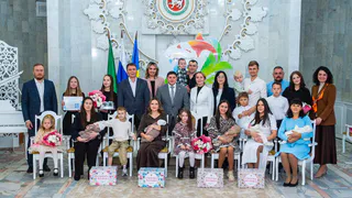 В Нижнекамске многодетные семьи получили заслуженные награды и подарки