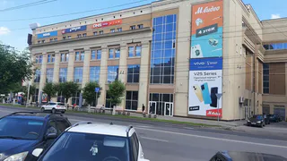 В Пензе со стен зданий сняли 59 незаконно установленных рекламных конструкций