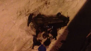 В Нижнем Новгороде неопытный водитель упал с моста