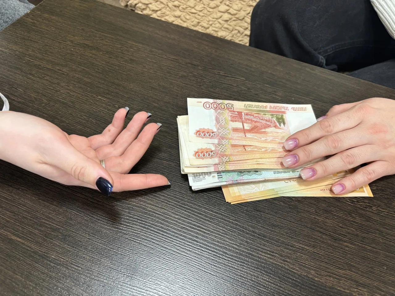 Бывшего преподавателя техникума в Чебоксарах осудят за взятки