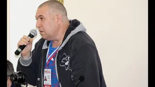 Брянскому блогеру Николаю Виткевичу сломали забор возле дома