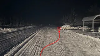 На трассе в Коми Chevrolet Niva врезался в стоящую на обочине машину