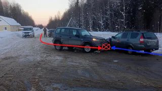 За сутки на дорогах в Коми случилось четыре столкновения на «встречке»