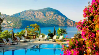 "Больше ни ногой": почему туристы массово отказываются от Турции в 2025 году