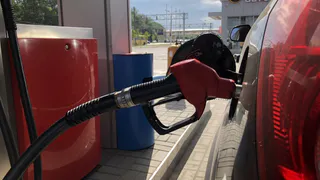 Самый дешевый: Рязань стала лидером по снижению цен на бензин