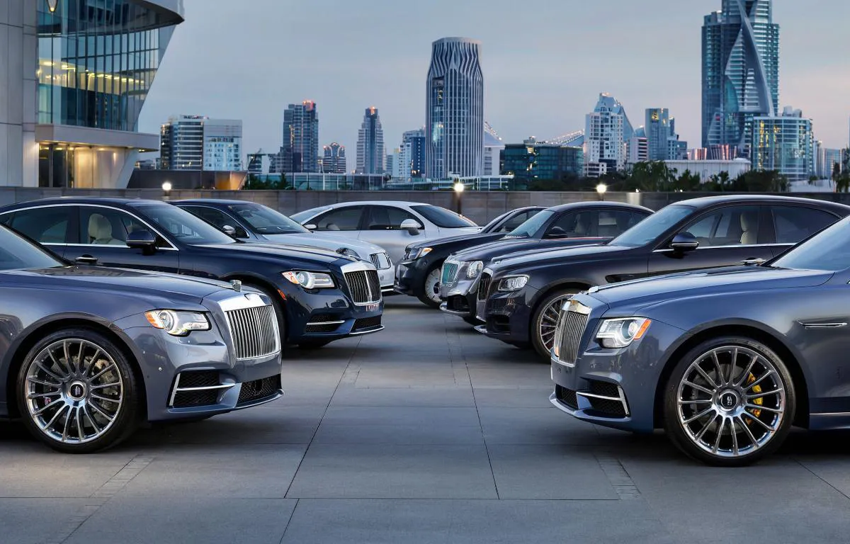 В Нижнекамске насчитали 13 люксовых авто: сколько налогов они принесут в бюджет