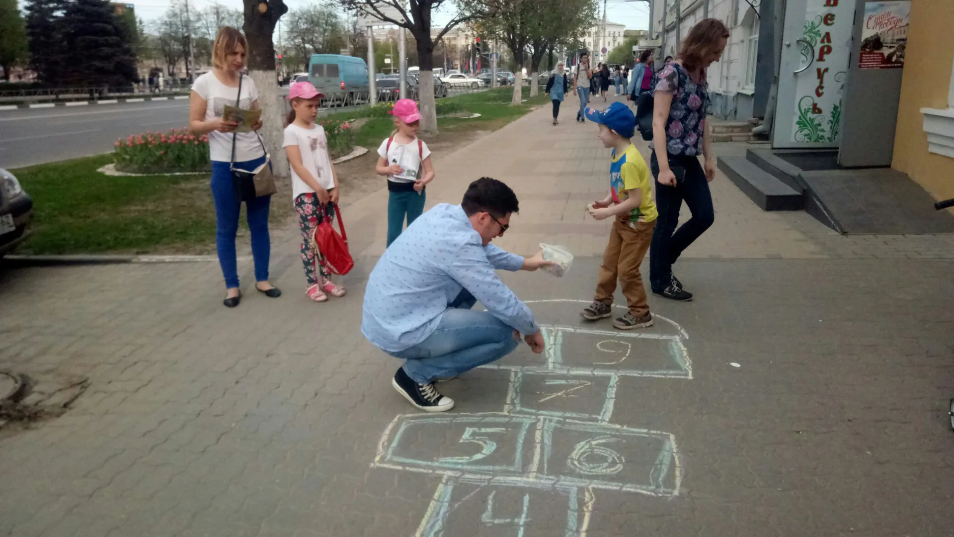 Позитивный эксперимент от Pro Города - сколько рязанцев не постеснялись почувствовать себя ребенком