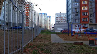 Рязанцы возмущены, что жители многоквартирных домов ставят заборы: обсуждение