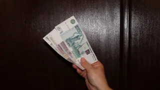 На Брянщине осудили менялу денег из Банка приколов