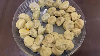 Зашла в «Чижик» за варениками, а вышла с пельменями на пробу — сварила и не ожидала такого сюрприза: делюсь честным отзывом