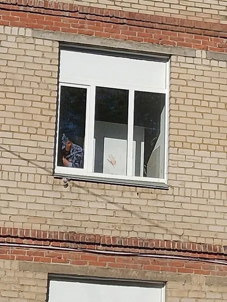 После нападения на одноклассников и педагога ученик челябинской школы попытался покончить с собой