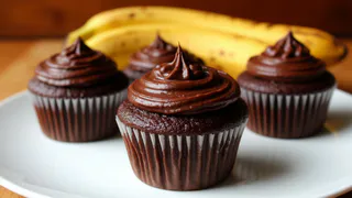 Не выбрасываю перезрелые бананы и делаю из них самый влажный и темный шоколадный кекс