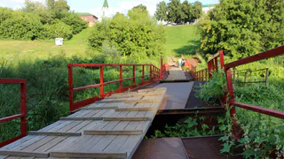 Горожане просят отремонтировать понтонный мост возле Рязанского Кремля