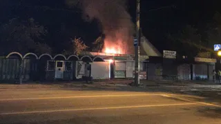 На улице Литейной в Брянске сгорел торговый ларёк