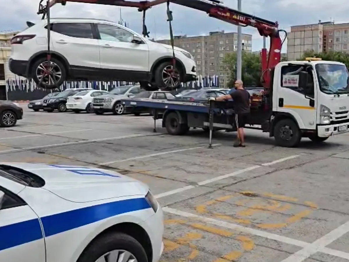 В Магнитогорске усилили контроль за парковкой на местах для инвалидов