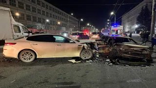 Во Владимире пьяный водитель устроил серию столкновений и сбежал с места ДТП