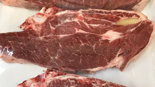 Купил в Светофоре красивый кусок мяса, а есть его не смогли: что с ним не так – оно ведь не воняло. Делюсь опытом