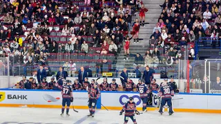 Травма новичка «Металлурга»: Трой Джозефс покинул матч против «Амура»