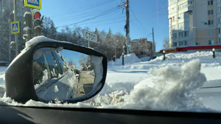 Трогаюсь только на второй «передаче» и вам советую: в каких случаях это просто спасение на дороге