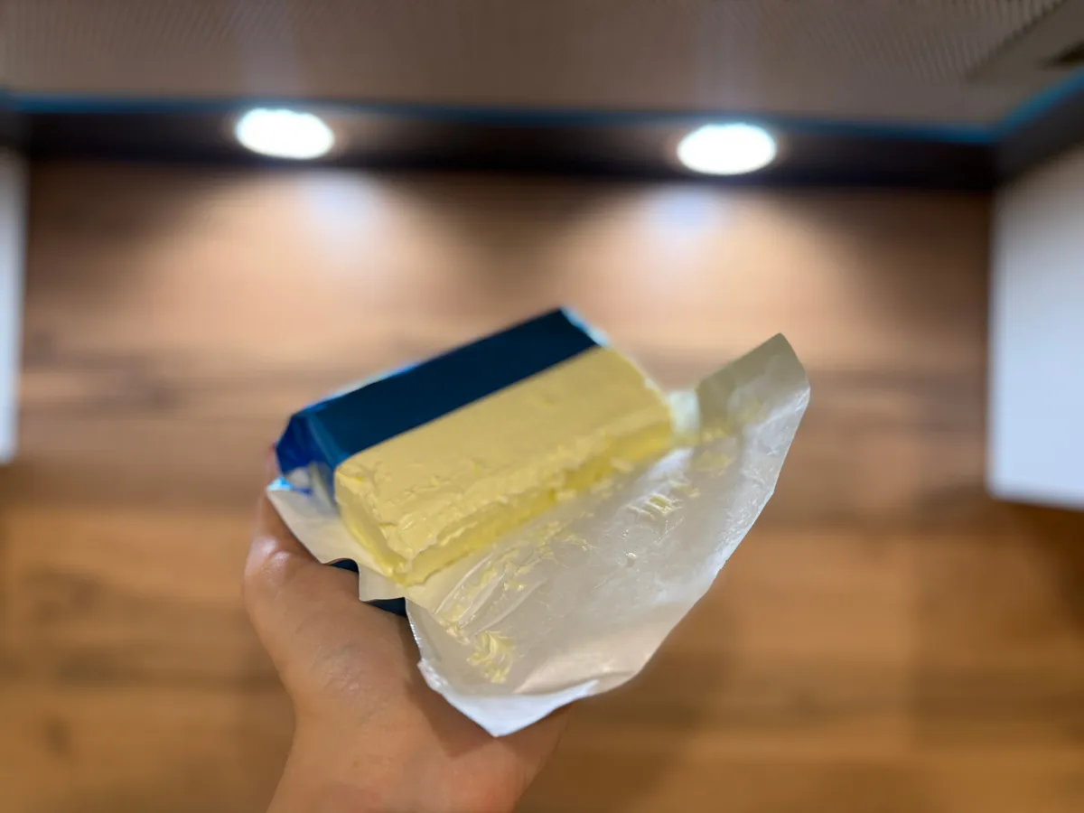 Проверяю сливочное масло из Чижика на наличие "пальмы". вот как правильно проверить масло - 5 способов