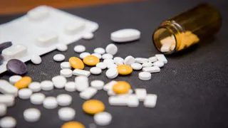 Двое подростков отравились психотропами из аптеки в Унече