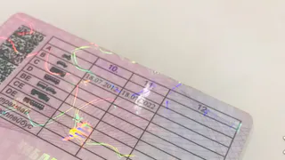 Водителей с многолетним стажем обяжут пересдавать права в январе: названы условия 