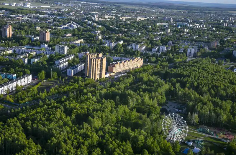 Нижнекамск выбирает место для Дня города: что выберут жители — парк «Манзара» или парк Нефтехимиков?