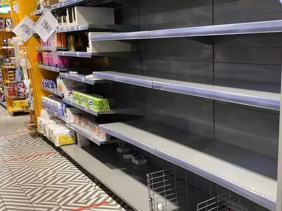 В нескольких регионах страны из магазинов исчезла курятина