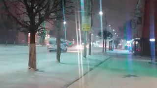 Ночной снегопад: стало понятно почему сбили столб в Горроще