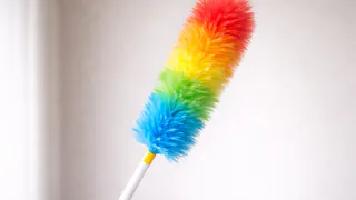 Не стираю и не трясу на балконе: один пакет — и пыль из пипидастра исчезает полностью