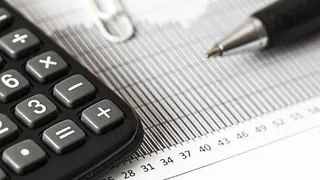 Новые правила вступили в силу: всем кто прописан в квартире снизят плату за ЖКХ