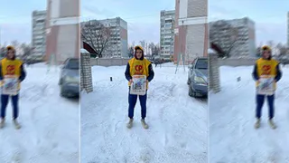 В Брянске активисты партии  Справедливая Россия раздают партийную прессу