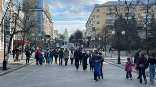 Россияне отдохнут сразу 9 дней подряд в июне: людей обрадовали новостью о длинных выходных