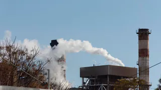 Магнитогорск снова окутан смогом: НМУ накрыли город на несколько дней