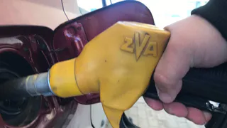 С завтрашнего дня больше заправлять не получиться. Автомобилистов ждет неожиданное изменение на АЗС