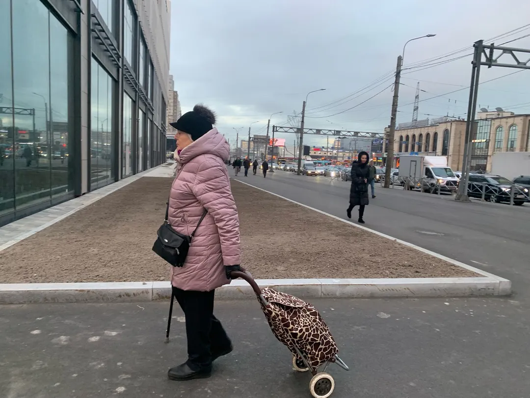 Касается пенсионеров, у кого есть дети или внуки: с сегодняшнего дня – запрещено