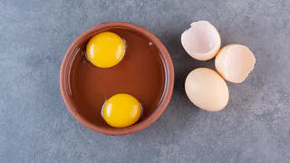 Вот что случится, если съесть яйца с двумя желтками – эксперты дали однозначный ответ