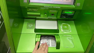 Банки блокируют снятие наличных в банкоматах – нововведение от Центробанка
